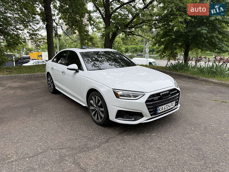 Седан Audi A4 2020 в Києві