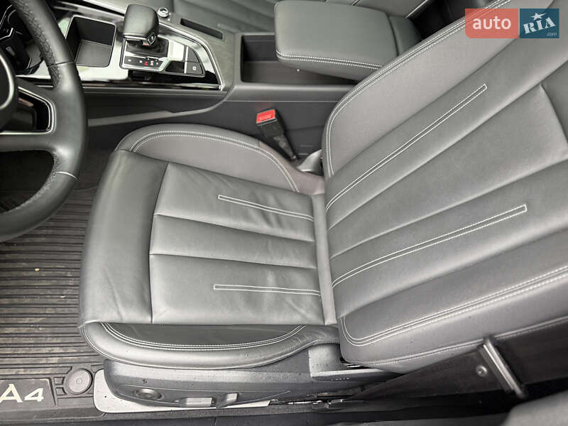 Седан Audi A4 2020 в Києві