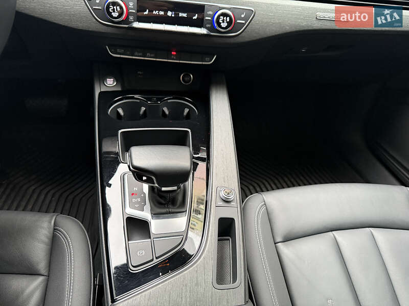 Седан Audi A4 2020 в Києві