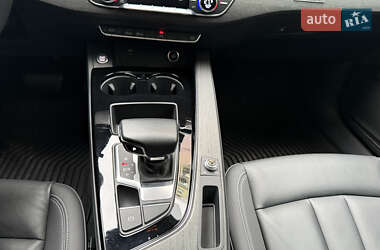 Седан Audi A4 2020 в 