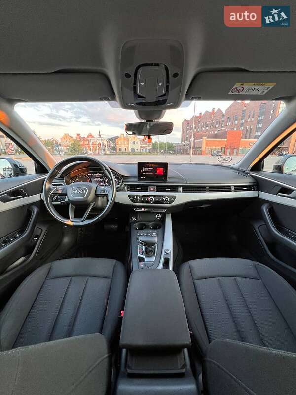 Универсал Audi A4 2019 в Киеве