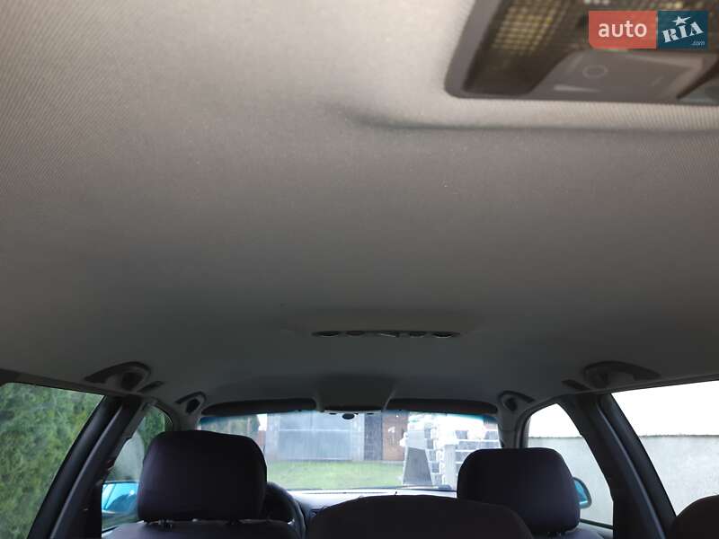 Универсал Audi A4 2001 в Стрые