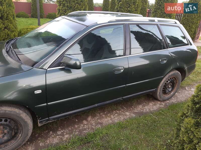Универсал Audi A4 2001 в Стрые