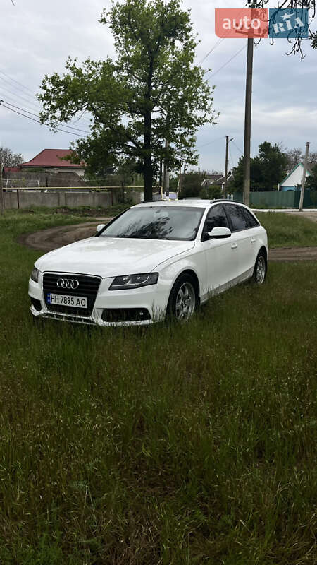 Универсал Audi A4 2009 в Веселинове