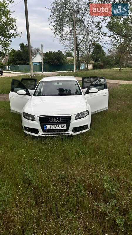 Универсал Audi A4 2009 в Веселинове