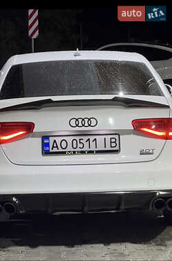 Седан Audi A4 2015 в 
