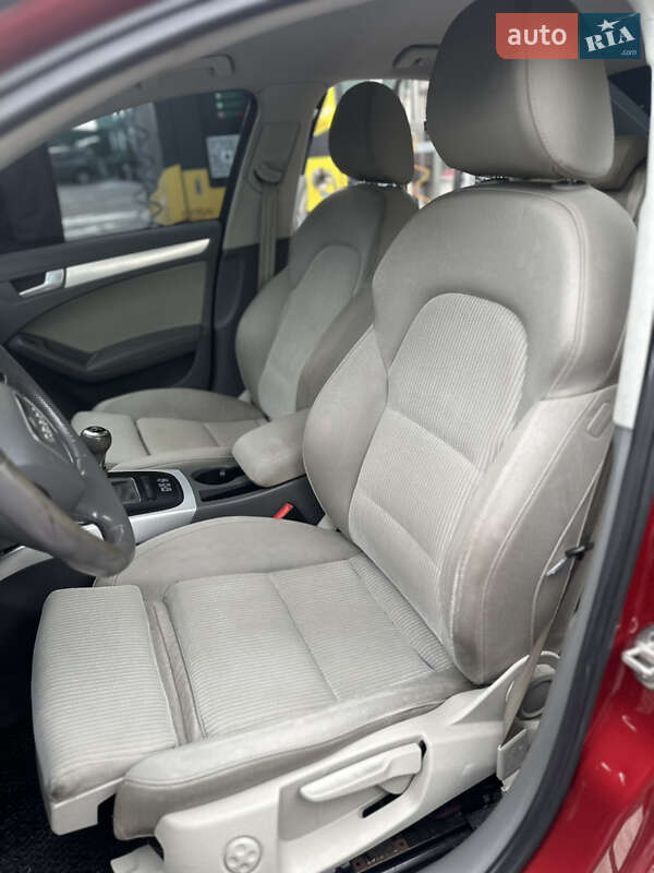 Седан Audi A4 2009 в Черновцах