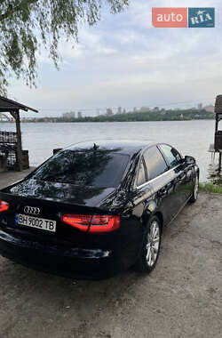 Седан Audi A4 2013 в 