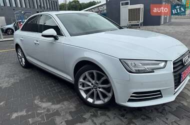 Седан Audi A4 2016 в Киеве