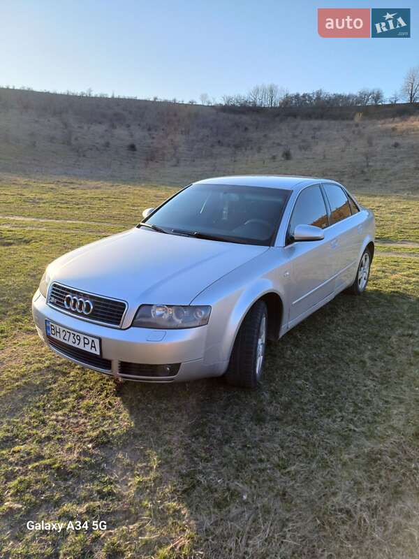 Седан Audi A4 2004 в Одессе