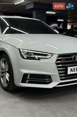 Седан Audi A4 2016 в 