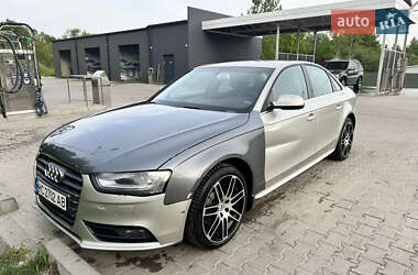 Седан Audi A4 2012 в 