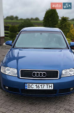 Седан Audi A4 2001 в 