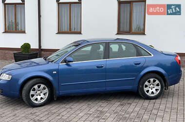 Седан Audi A4 2001 в 