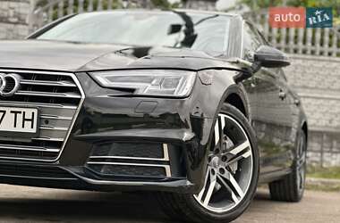 Седан Audi A4 2016 в 