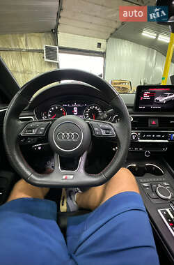 Седан Audi A4 2019 в 