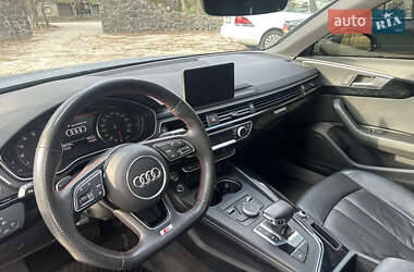 Седан Audi A4 2019 в 