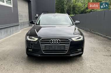 Универсал Audi A4 2012 в 
