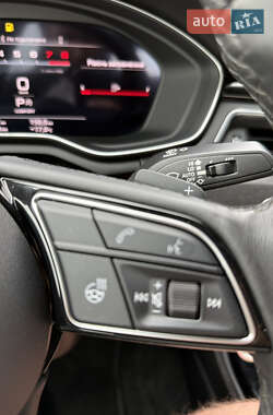 Седан Audi A4 2022 в 