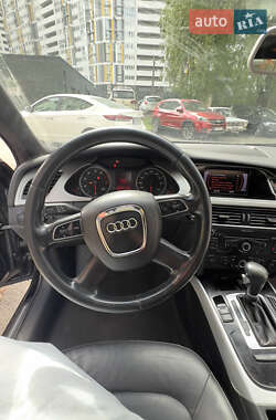 Седан Audi A4 2010 в 