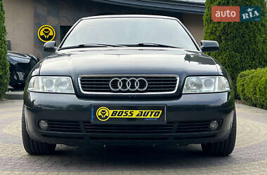 Седан Audi A4 2000 в 