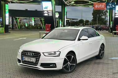 Седан Audi A4 2013 в Ивано-Франковске