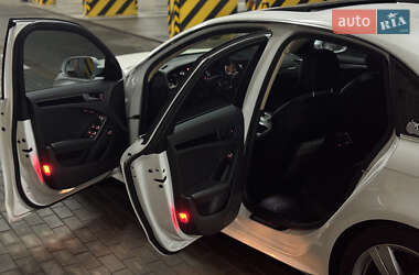 Седан Audi A4 2014 в 