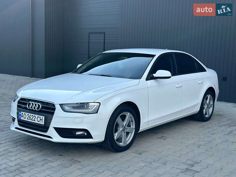 Audi A4 2014