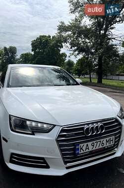Седан Audi A4 2016 в 
