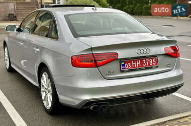 Седан Audi A4 2015 в 