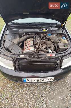 Седан Audi A4 2001 в 