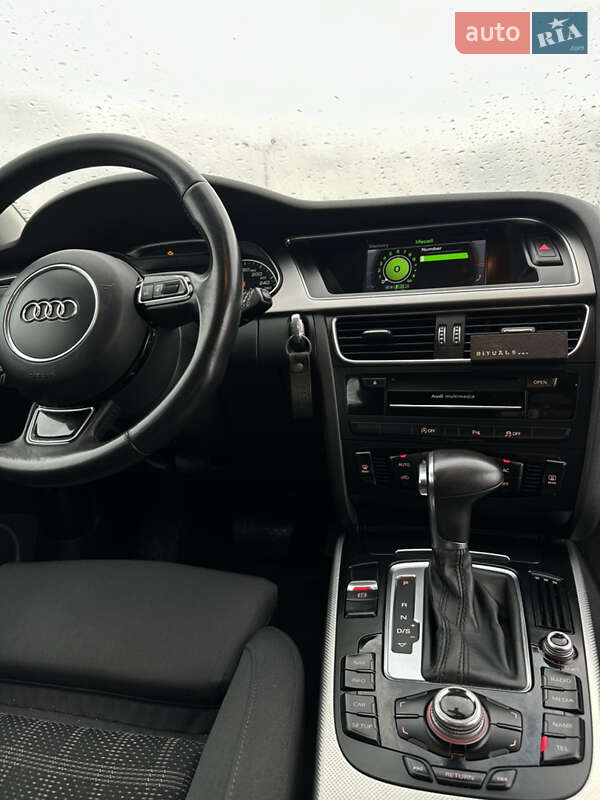 Универсал Audi A4 2014 в Львове