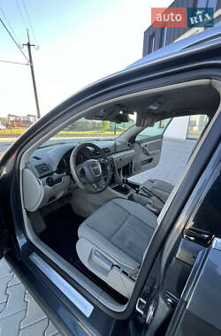 Универсал Audi A4 2005 в 