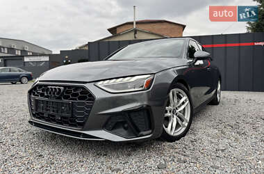 Седан Audi A4 2020 в 