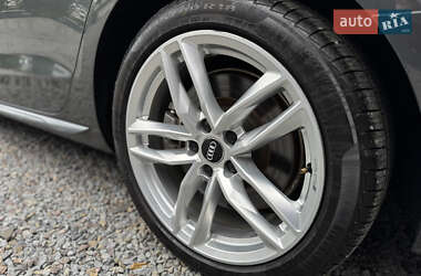 Седан Audi A4 2020 в 