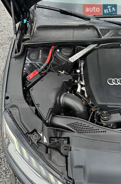 Седан Audi A4 2020 в 