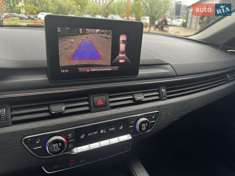 Седан Audi A4 2017 в Киеве