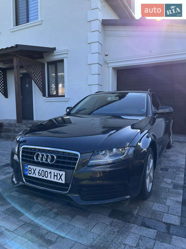 Универсал Audi A4 2009 в Староконстантинове