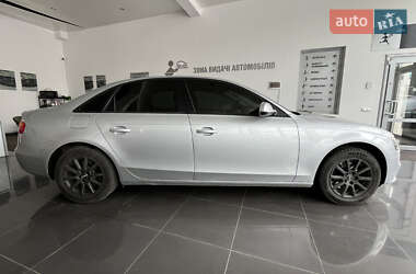 Седан Audi A4 2013 в 