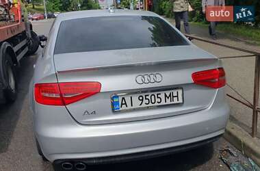 Седан Audi A4 2013 в 