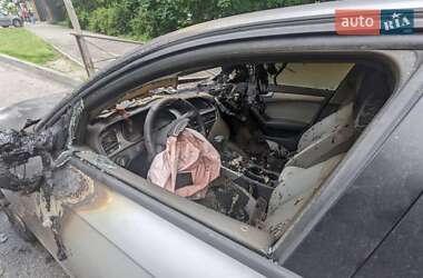 Седан Audi A4 2013 в 