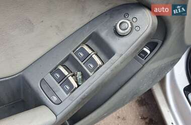 Седан Audi A4 2013 в 