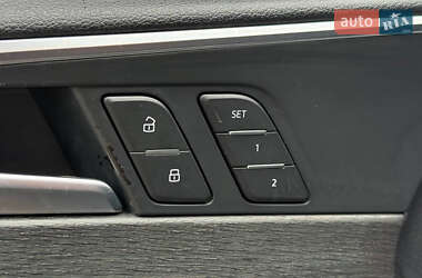Седан Audi A4 2016 в 