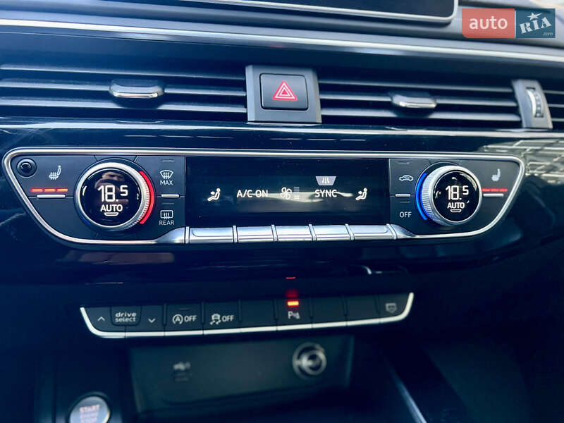 Седан Audi A4 2017 в Львове