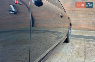 Седан Audi A4 2021 в 