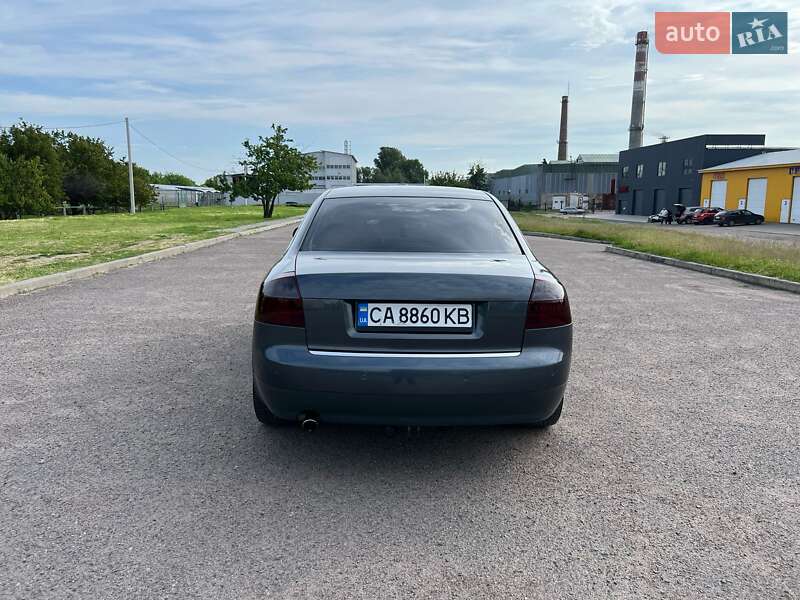 Седан Audi A4 2001 в Черкассах