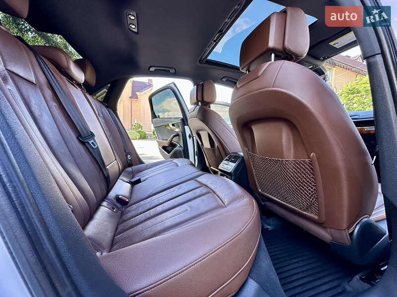 Седан Audi A4 2017 в Киеве