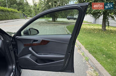 Седан Audi A4 2019 в 