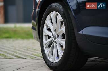 Универсал Audi A4 2019 в 