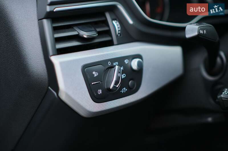 Універсал Audi A4 2019 в Хмельницькому